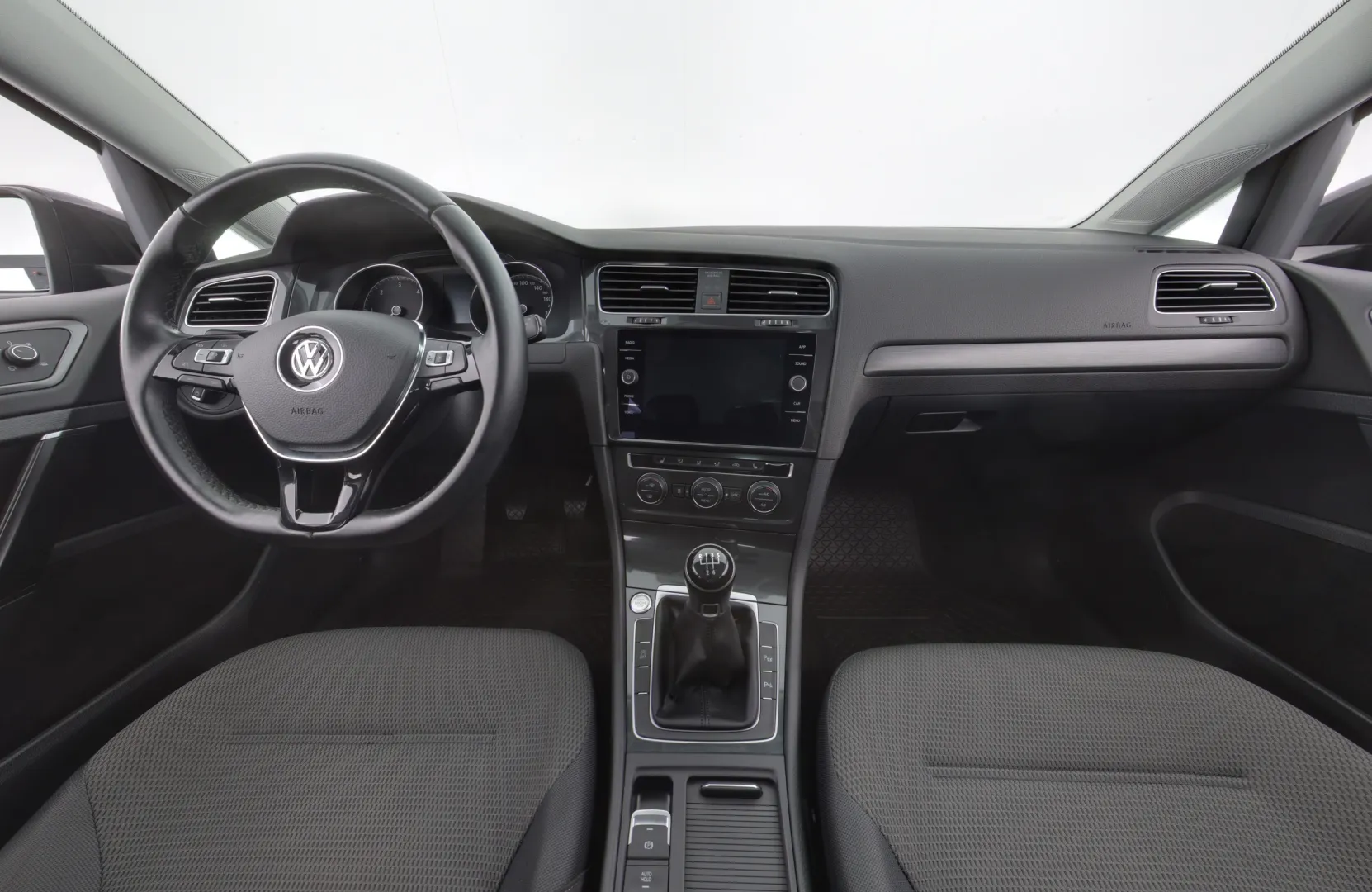 VOLKSWAGEN GOLF MNJ-265 carousel image