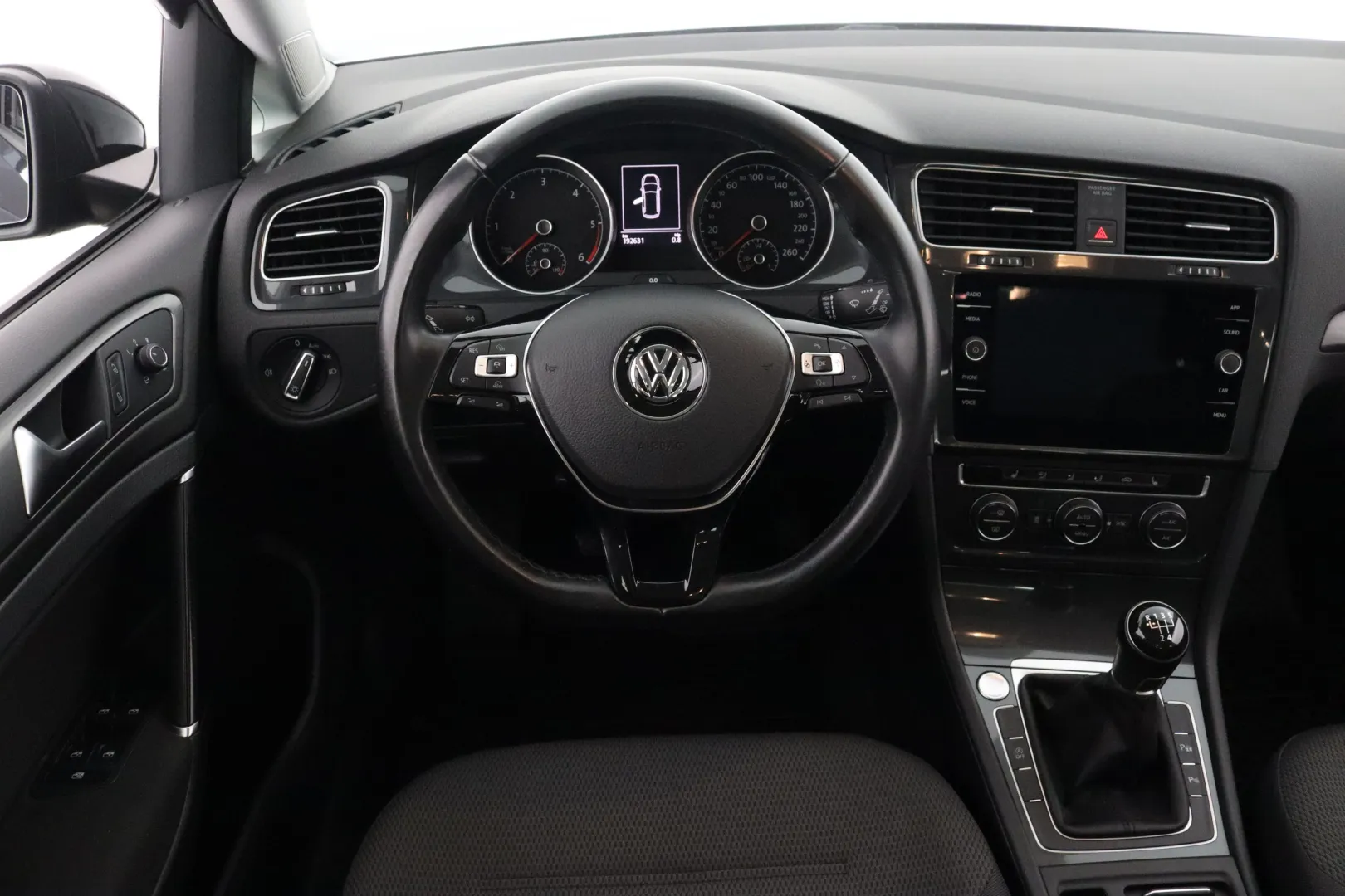 VOLKSWAGEN GOLF MNJ-265 carousel image