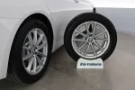 BMW 530 YLO-379 carousel thumbs