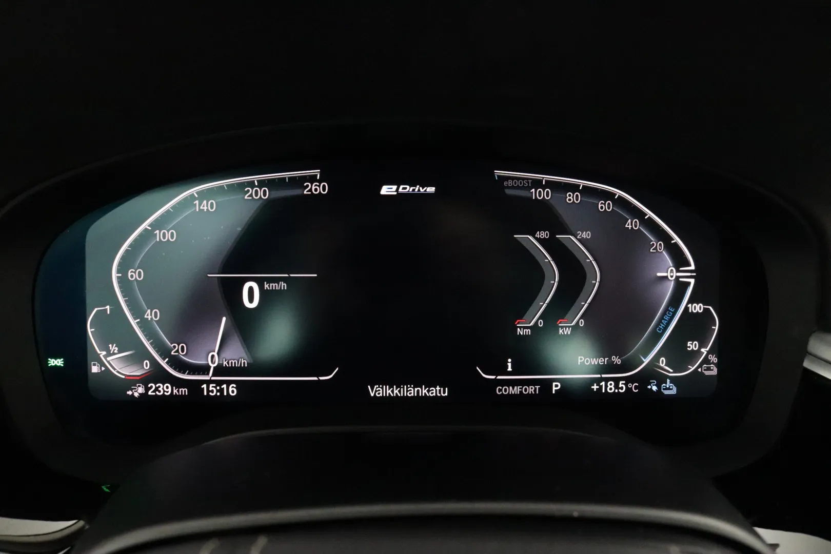 BMW 530 YLO-379 carousel image