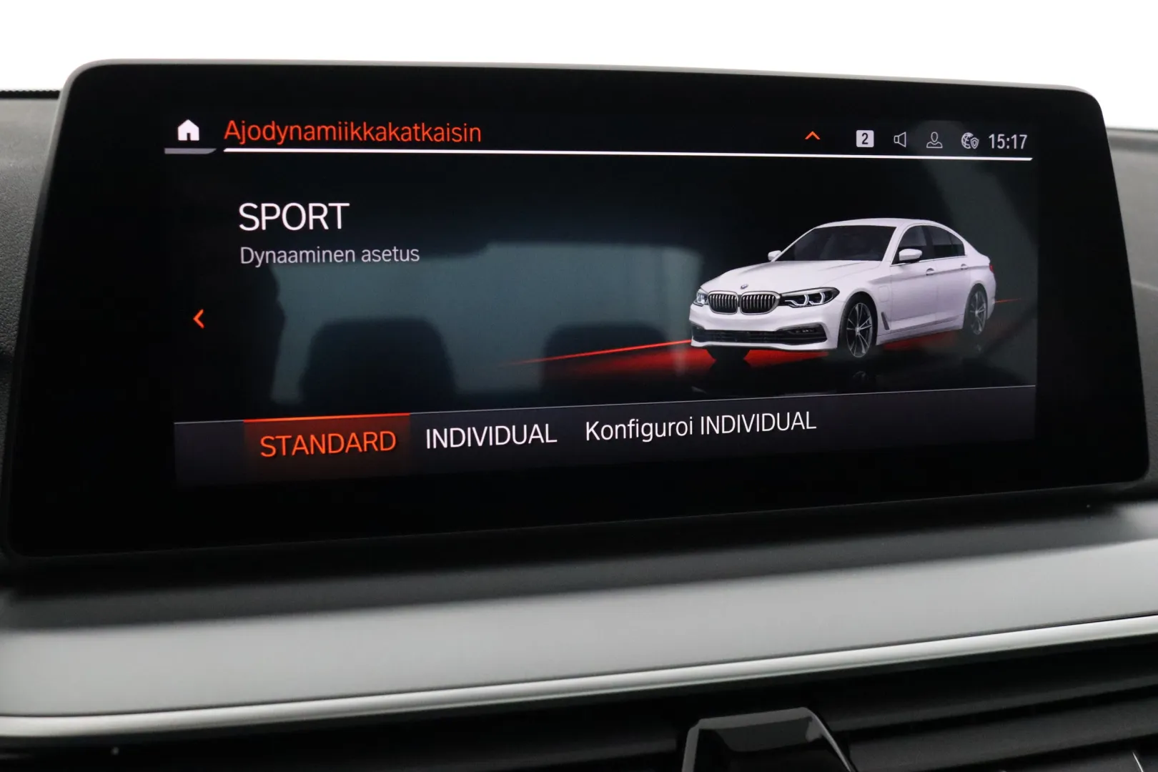BMW 530 YLO-379 carousel image
