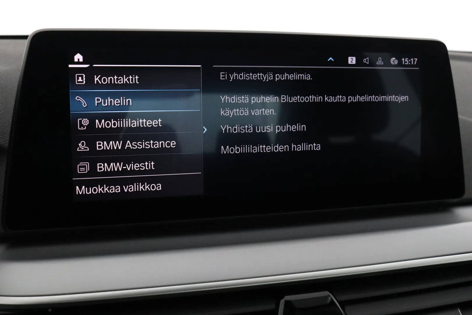BMW 530 YLO-379 carousel image