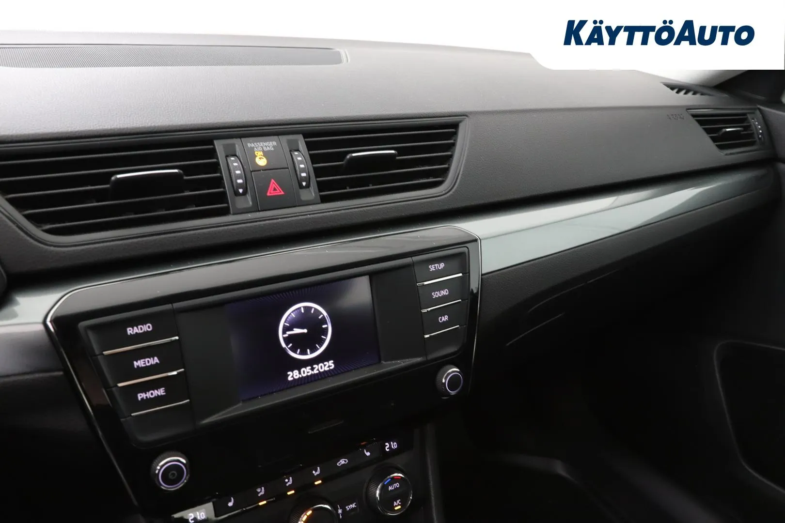 Skoda Superb BTO-789 carousel image