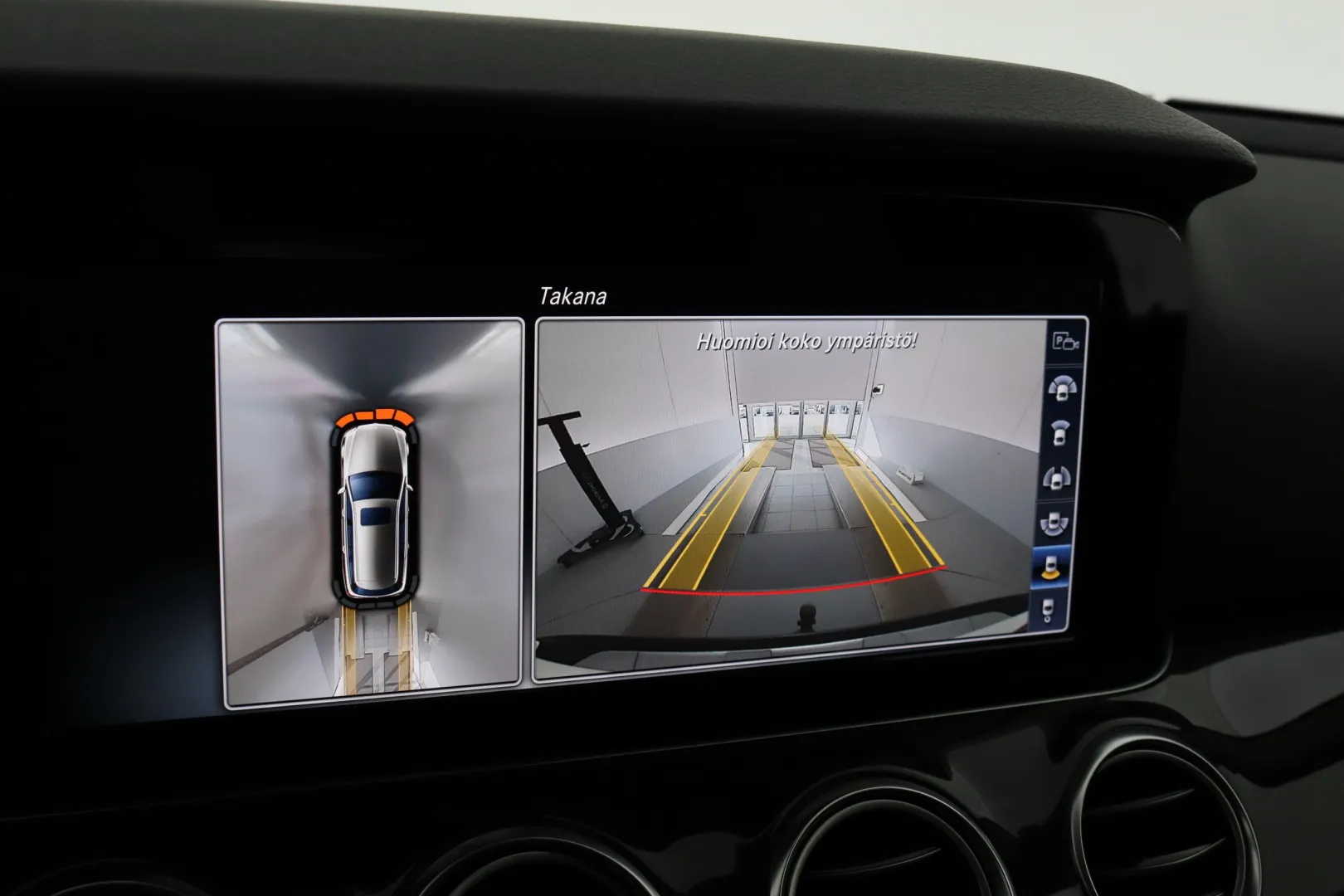 MERCEDES-BENZ E OVR-606 carousel image