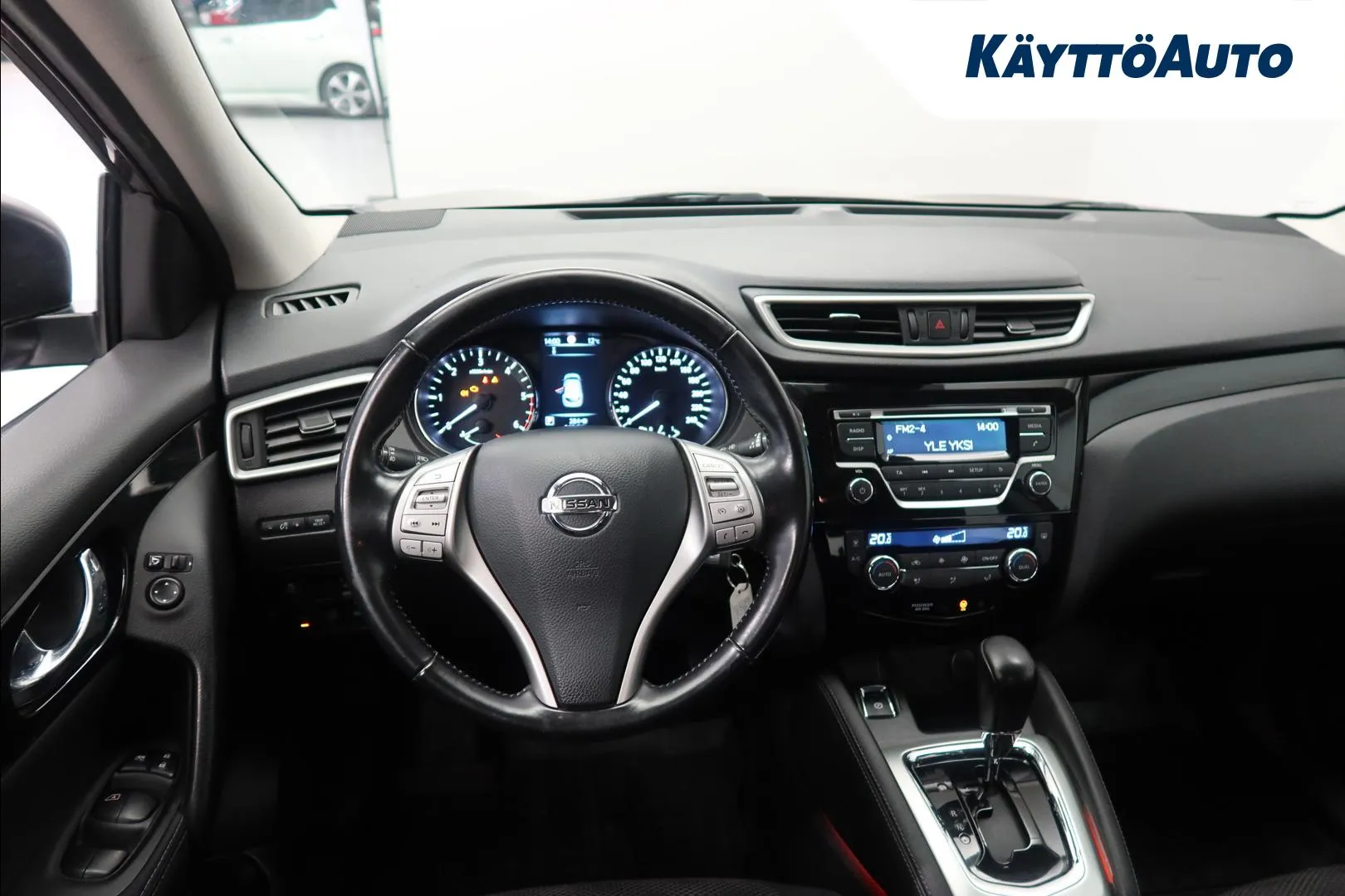 NISSAN Qashqai FLJ-176 carousel image