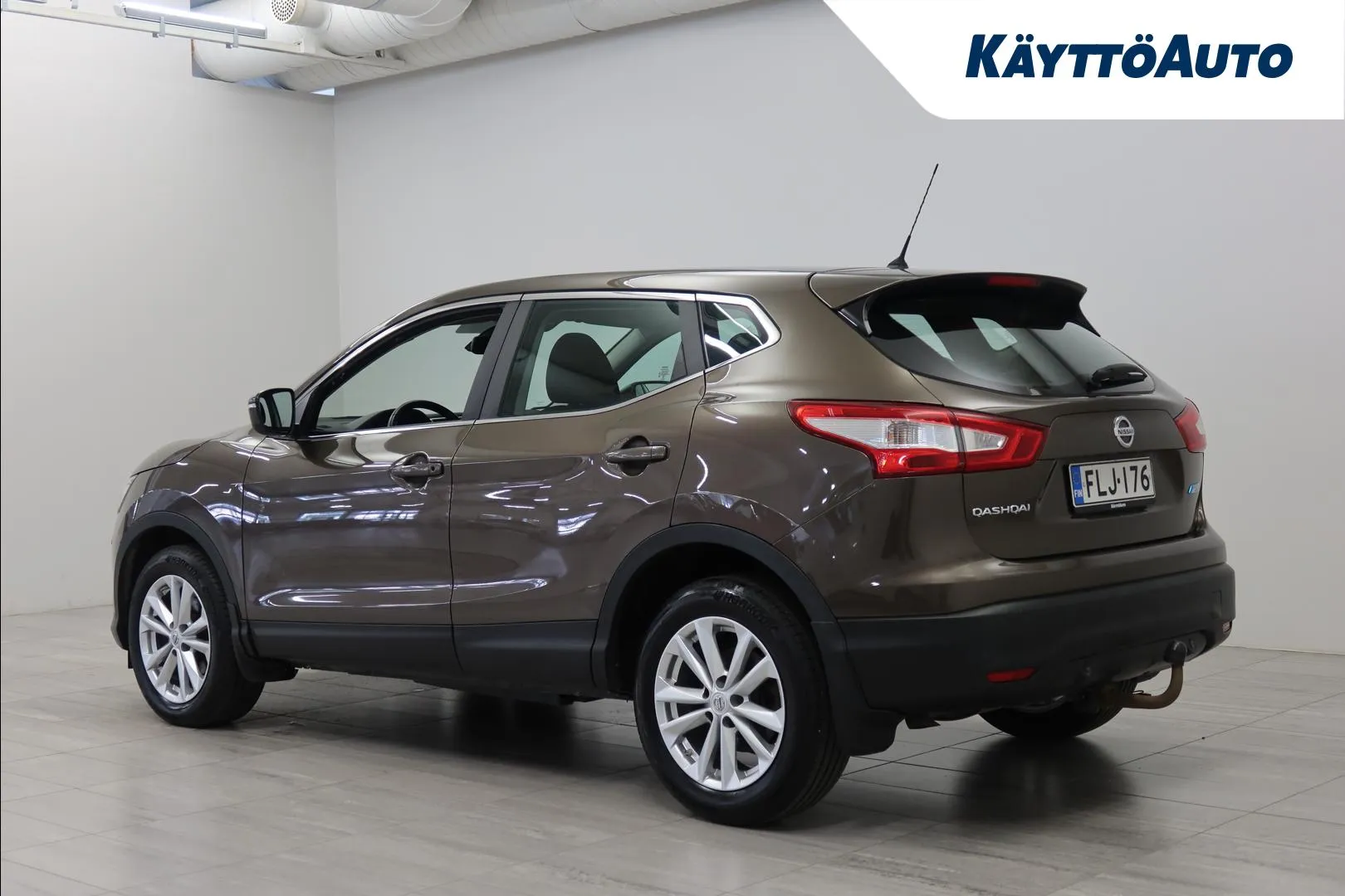 NISSAN Qashqai FLJ-176 carousel image