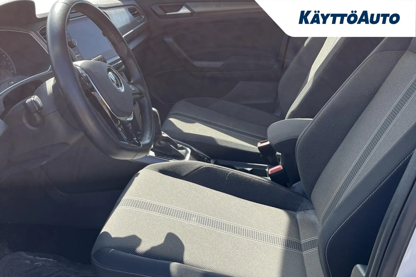 VOLKSWAGEN T-Roc KUE-181 carousel image