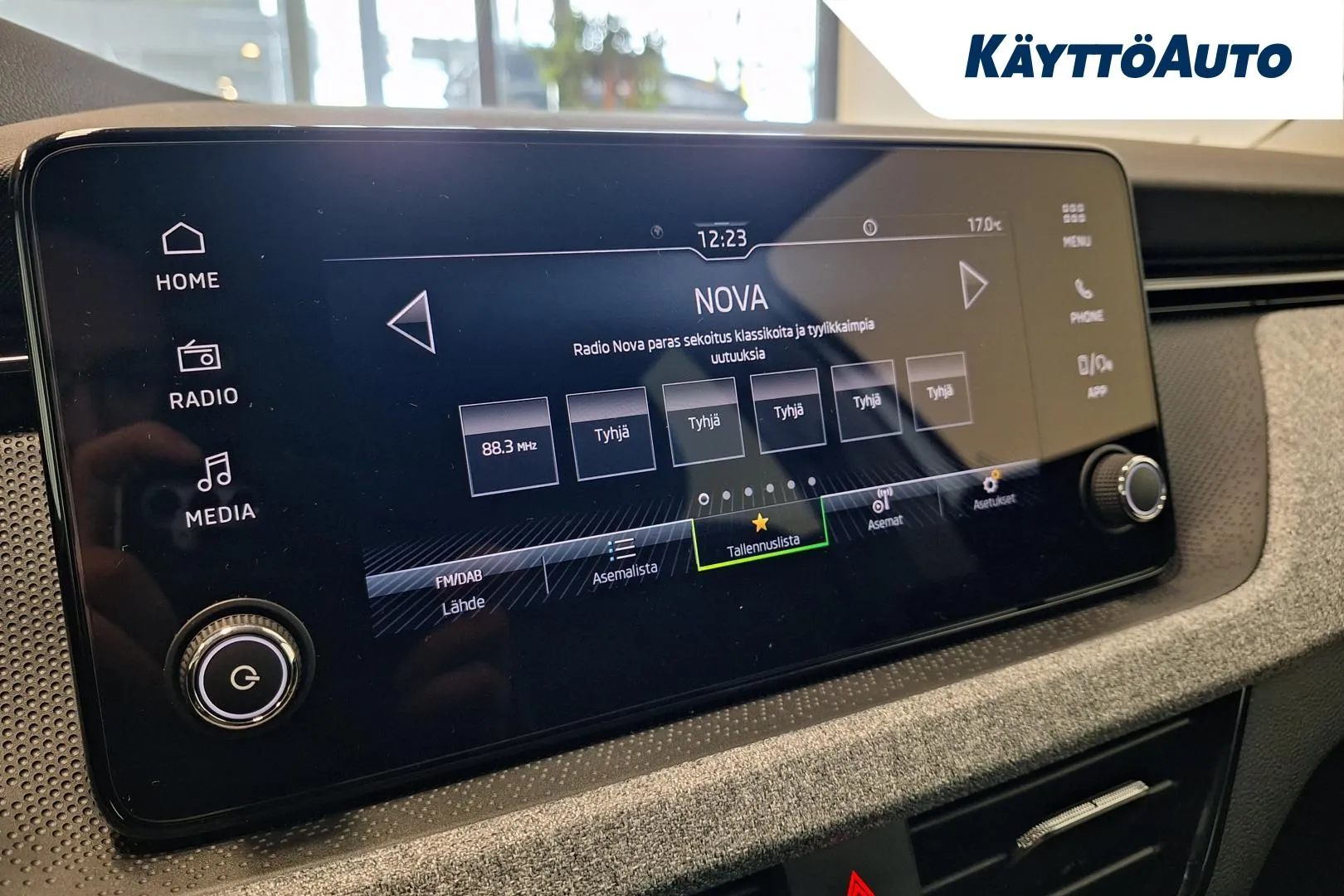 Skoda Kamiq XTK-770 carousel image