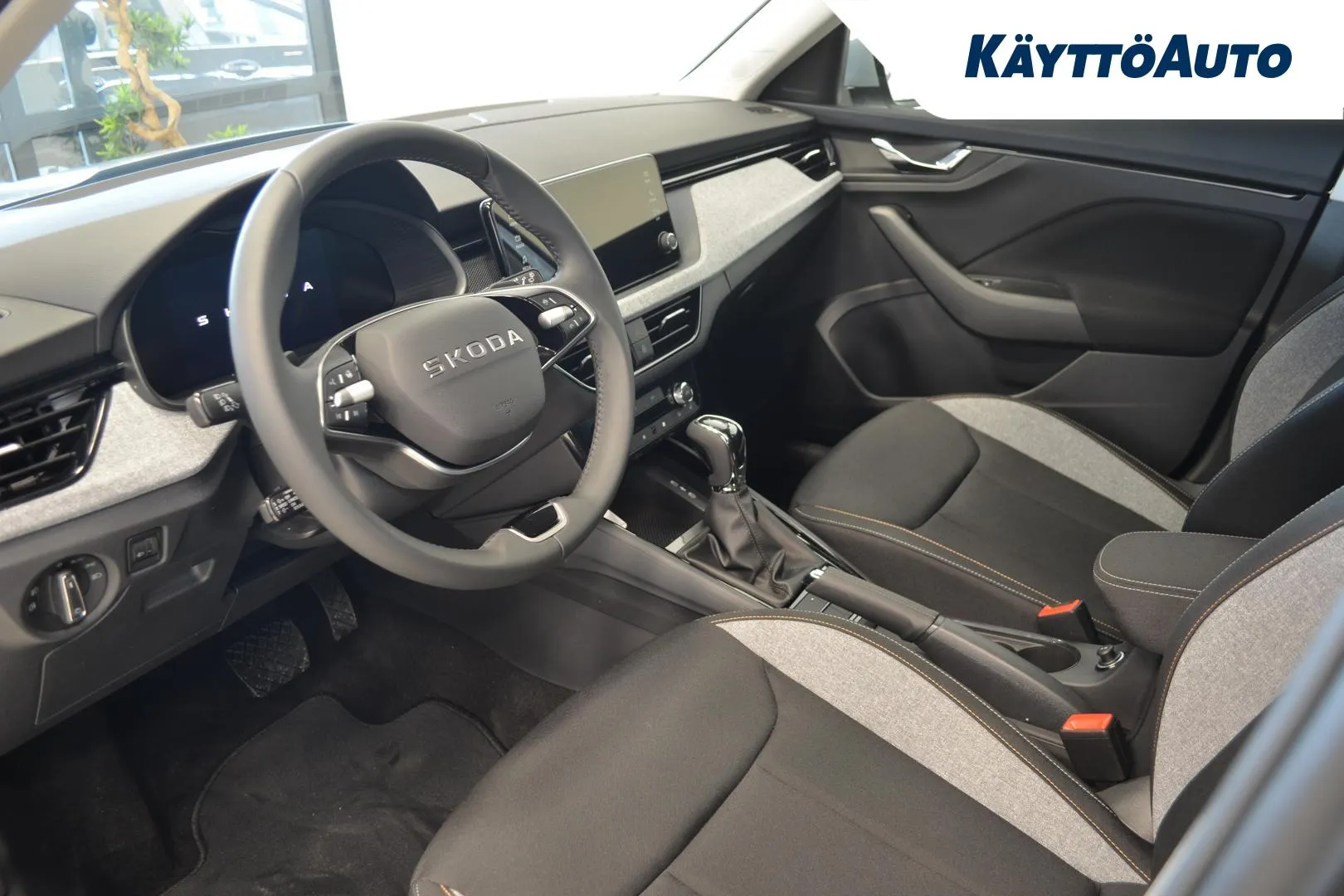 Skoda Kamiq XTK-770 carousel image