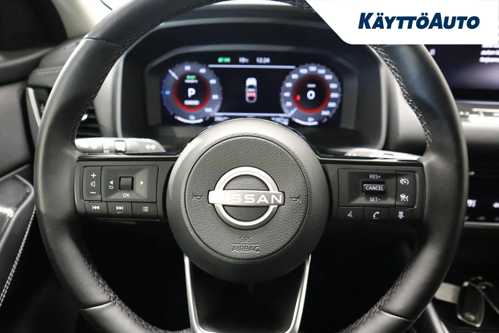 NISSAN Qashqai FRZ-395 carousel image