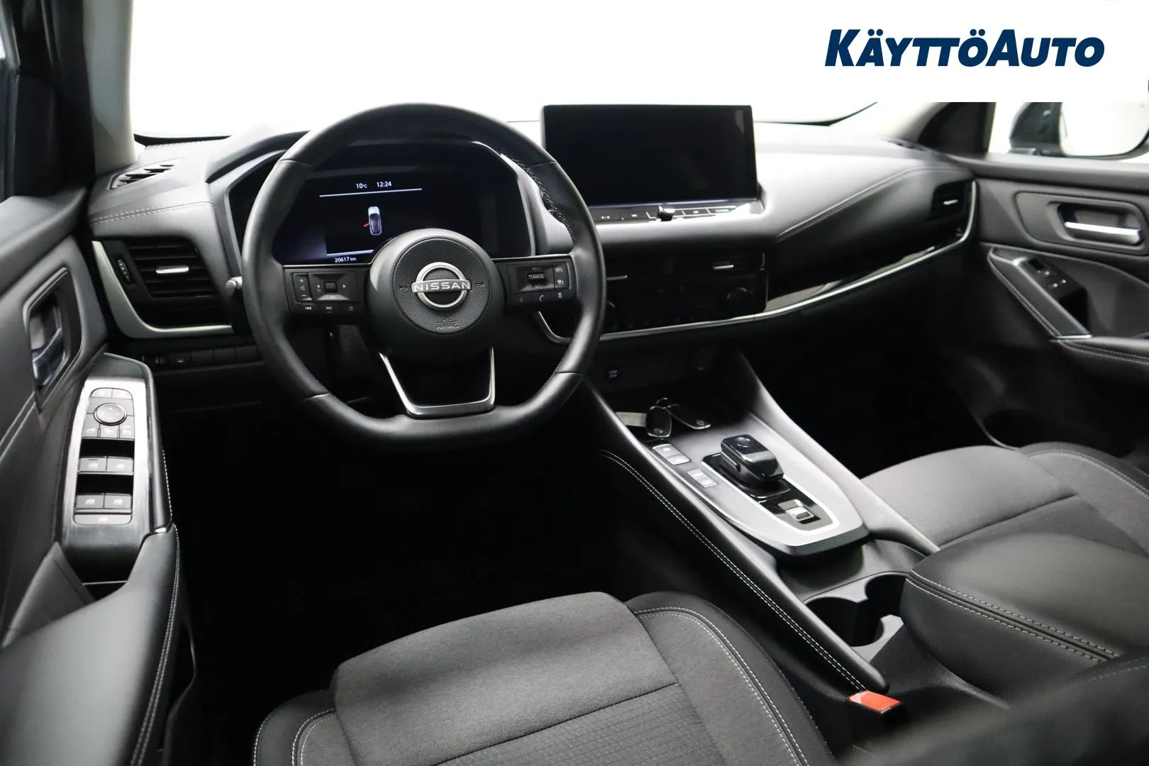 NISSAN Qashqai FRZ-395 carousel image