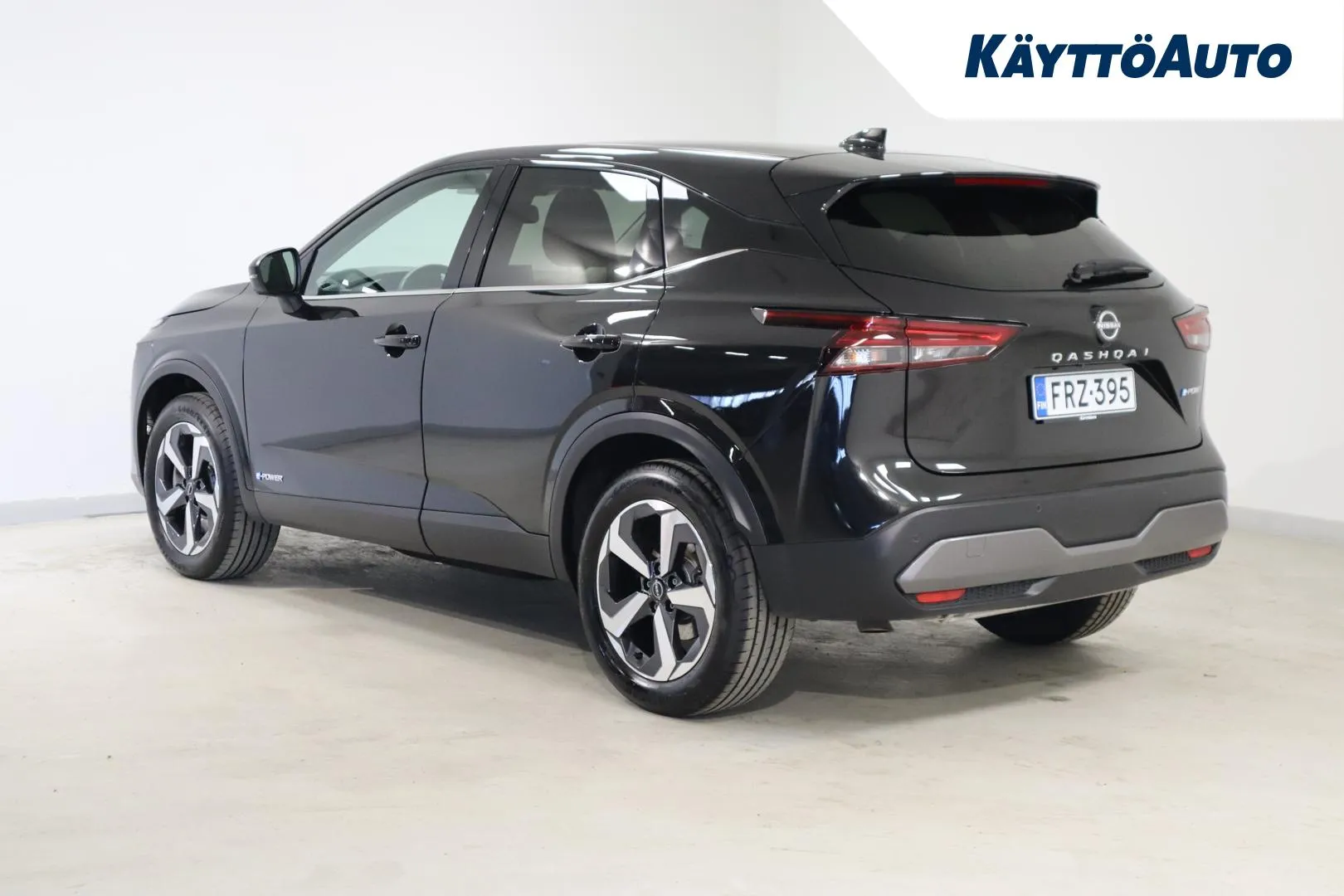 NISSAN Qashqai FRZ-395 carousel image