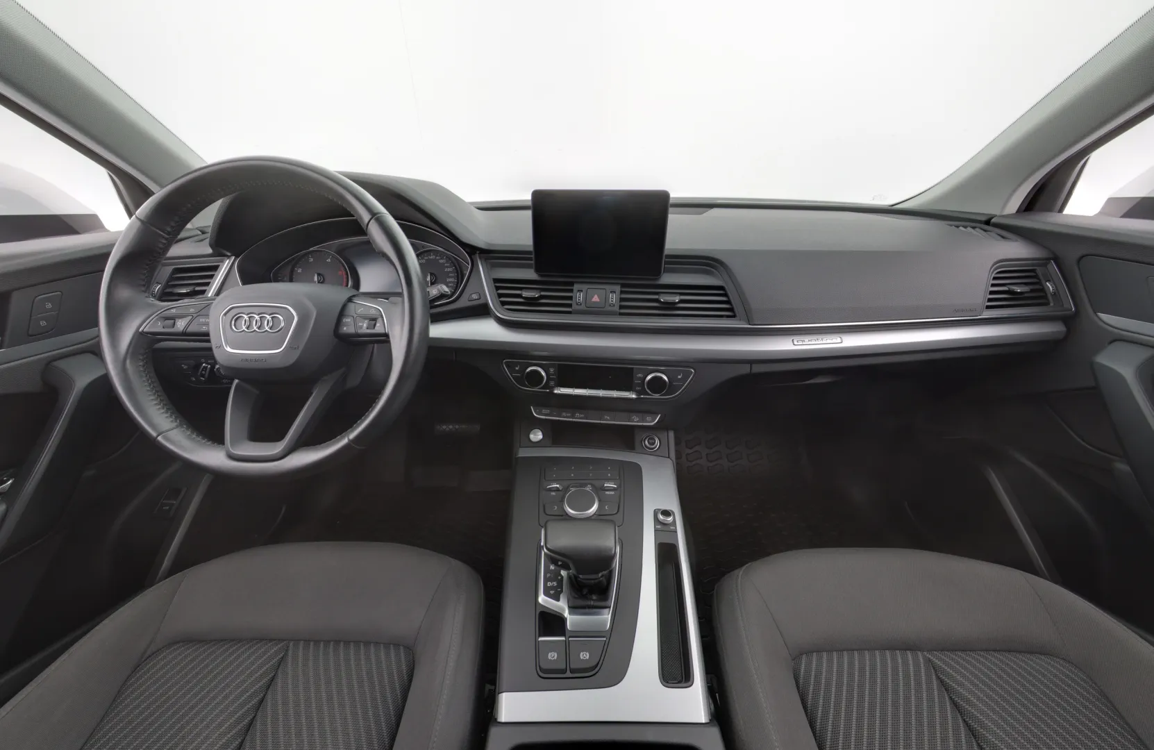 AUDI Q5 LOH-104 carousel image
