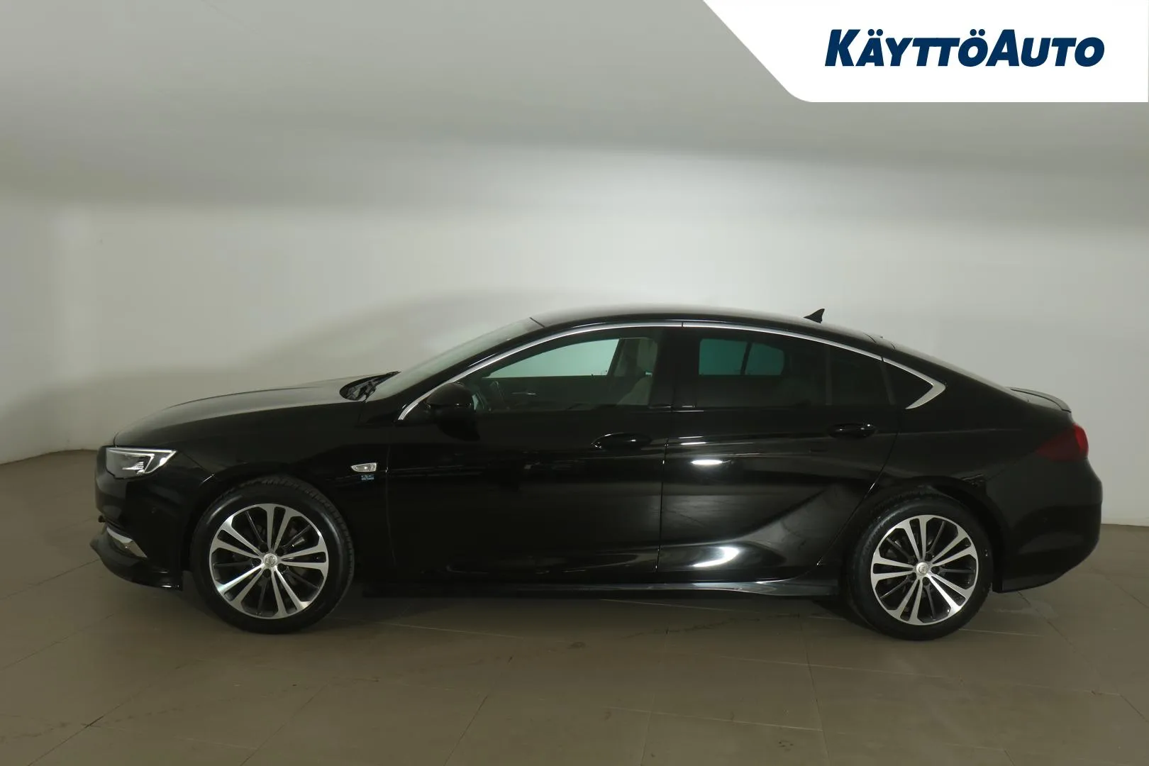 OPEL Insignia GNH-286 carousel image