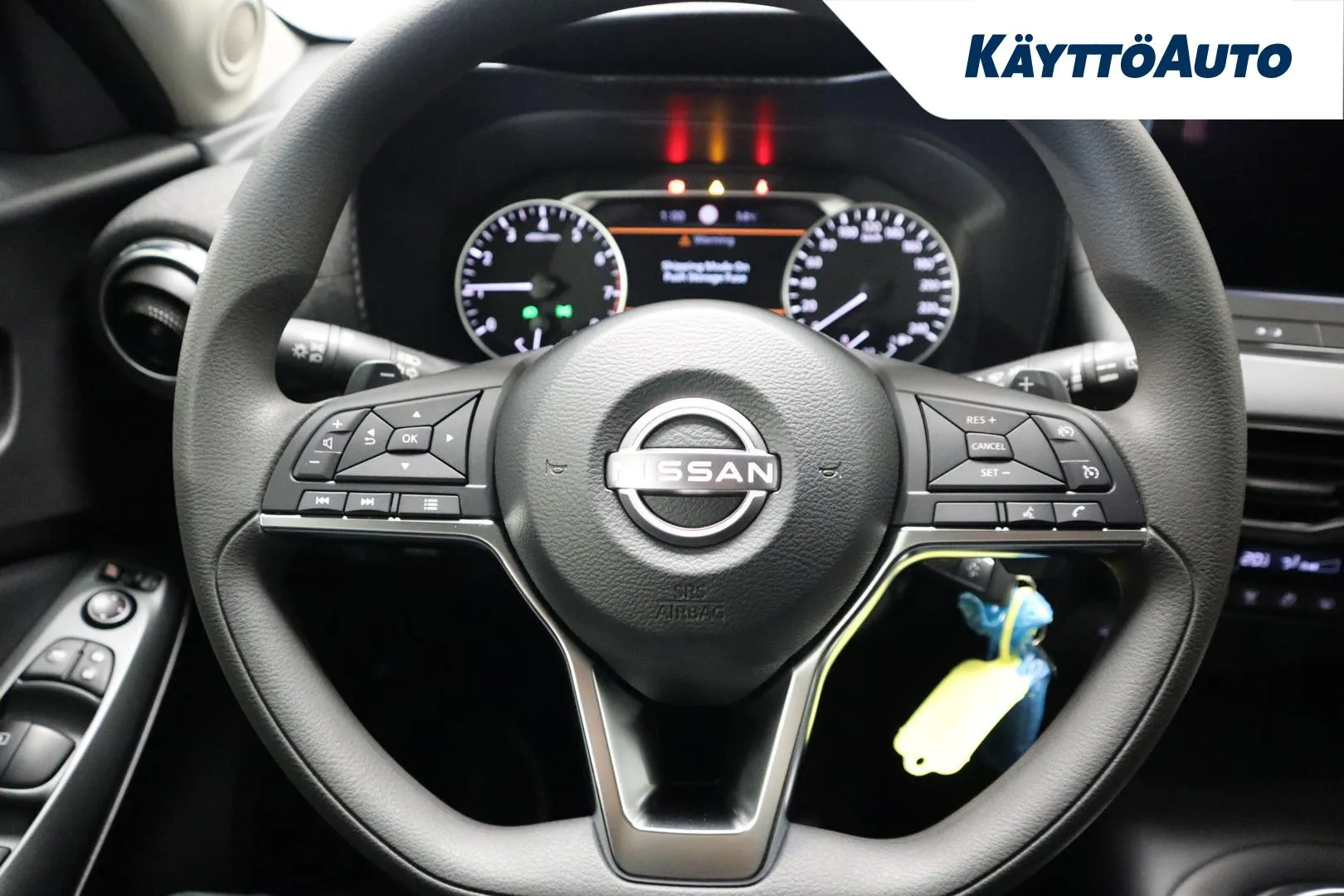 Nissan Juke SZJ-130 carousel image