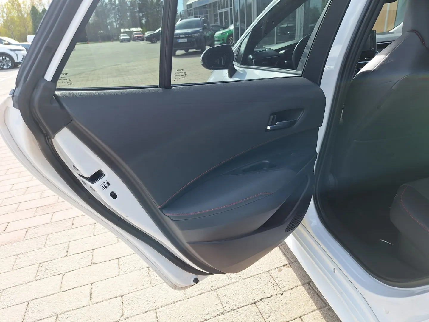 Toyota Corolla CNB-392 carousel image