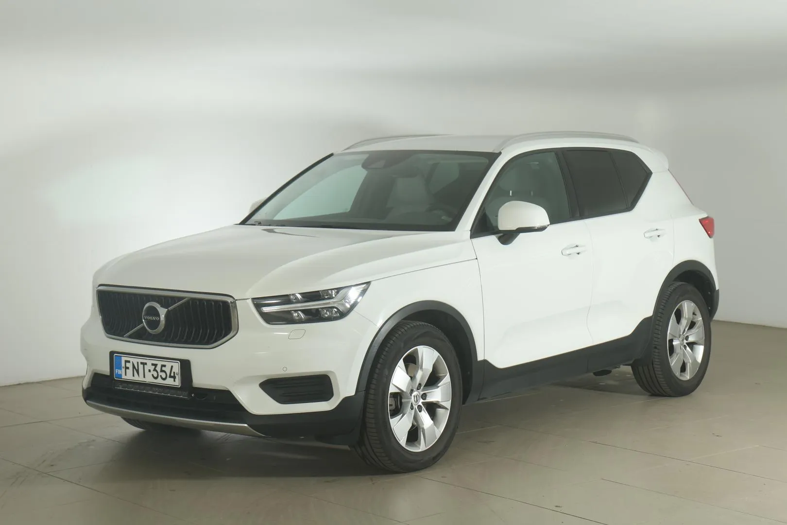 VOLVO XC40 FNT-354 carousel image