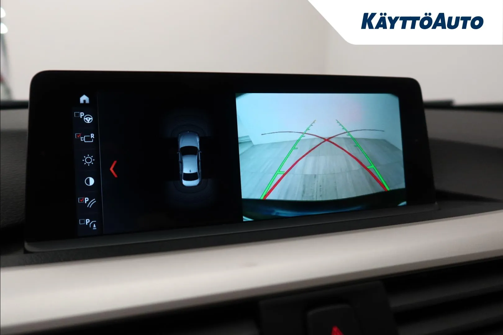 BMW 320 XOL-195 carousel image