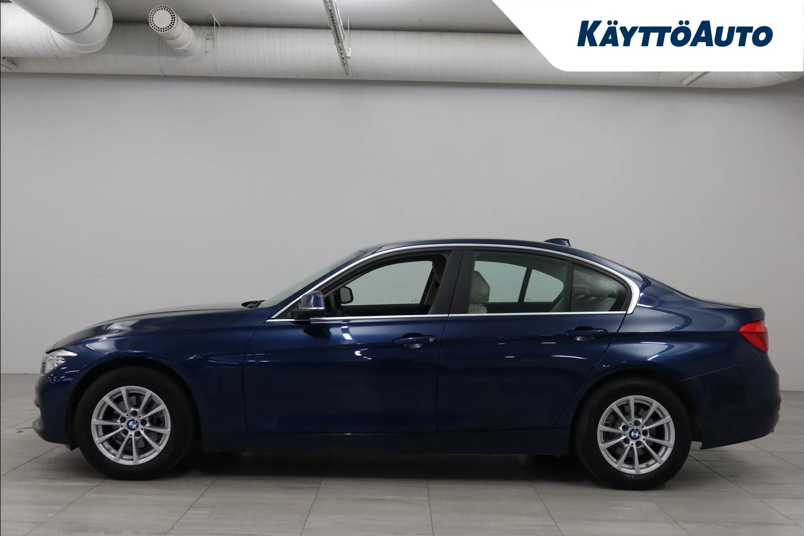 BMW 320 XOL-195 carousel image