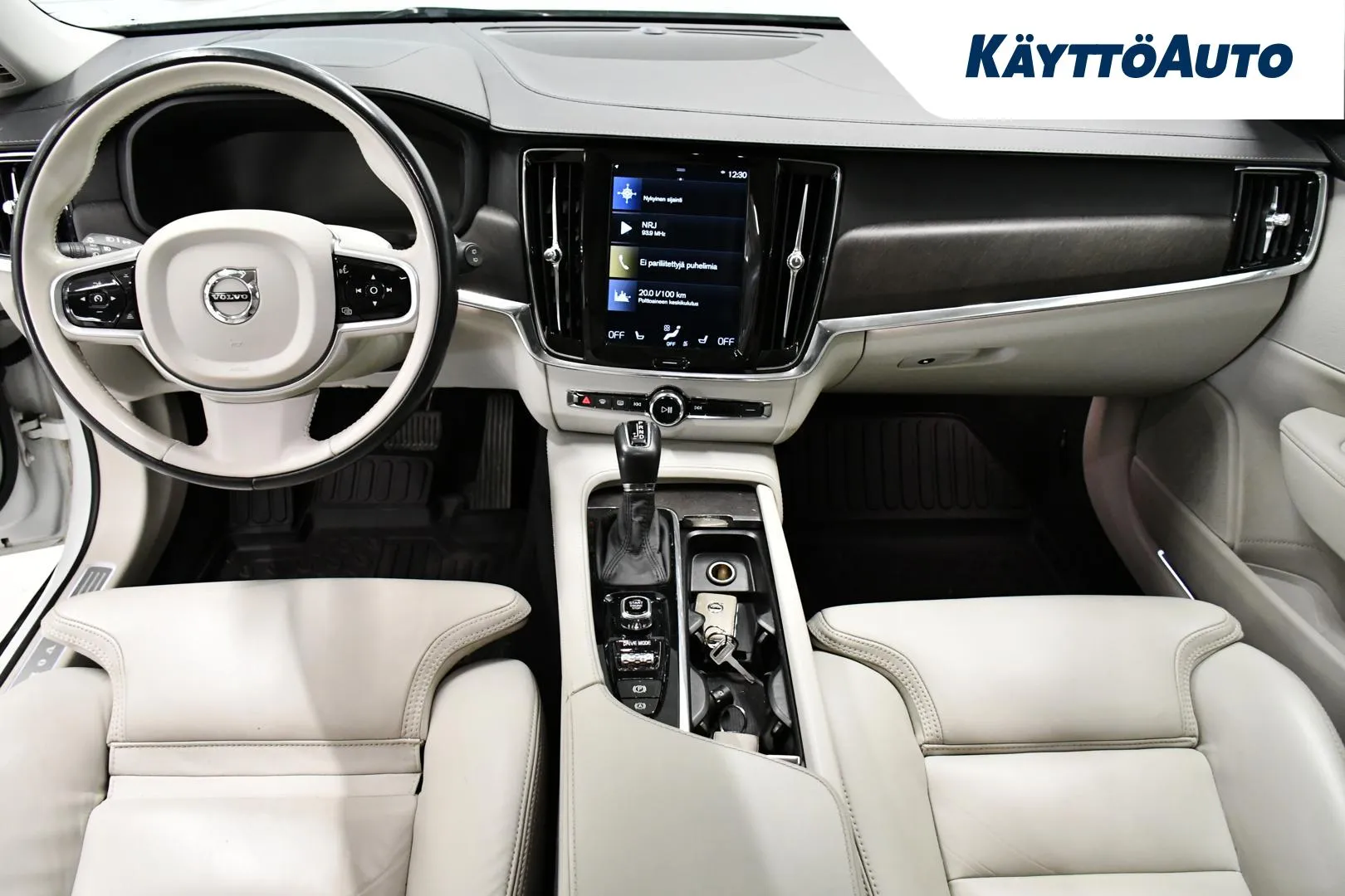 VOLVO V90 Cross Country IOP-335 carousel image