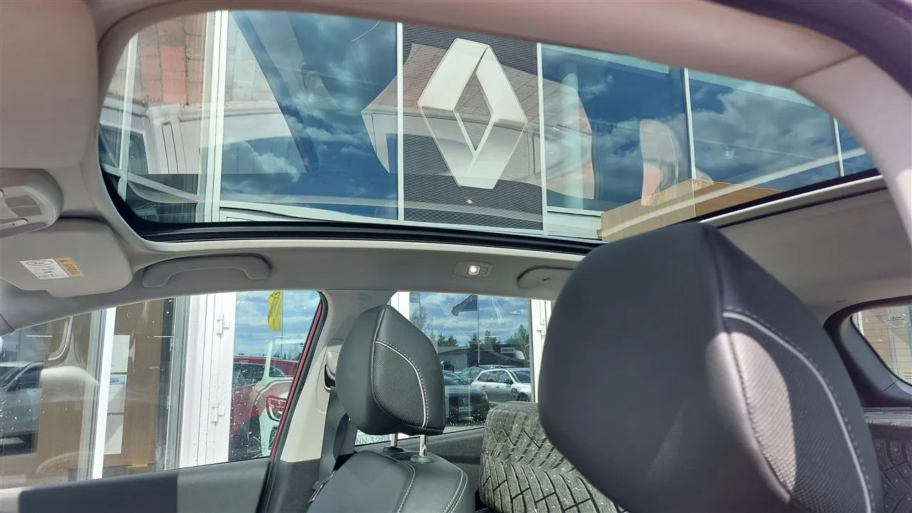 RENAULT Kadjar YJE-268 carousel image