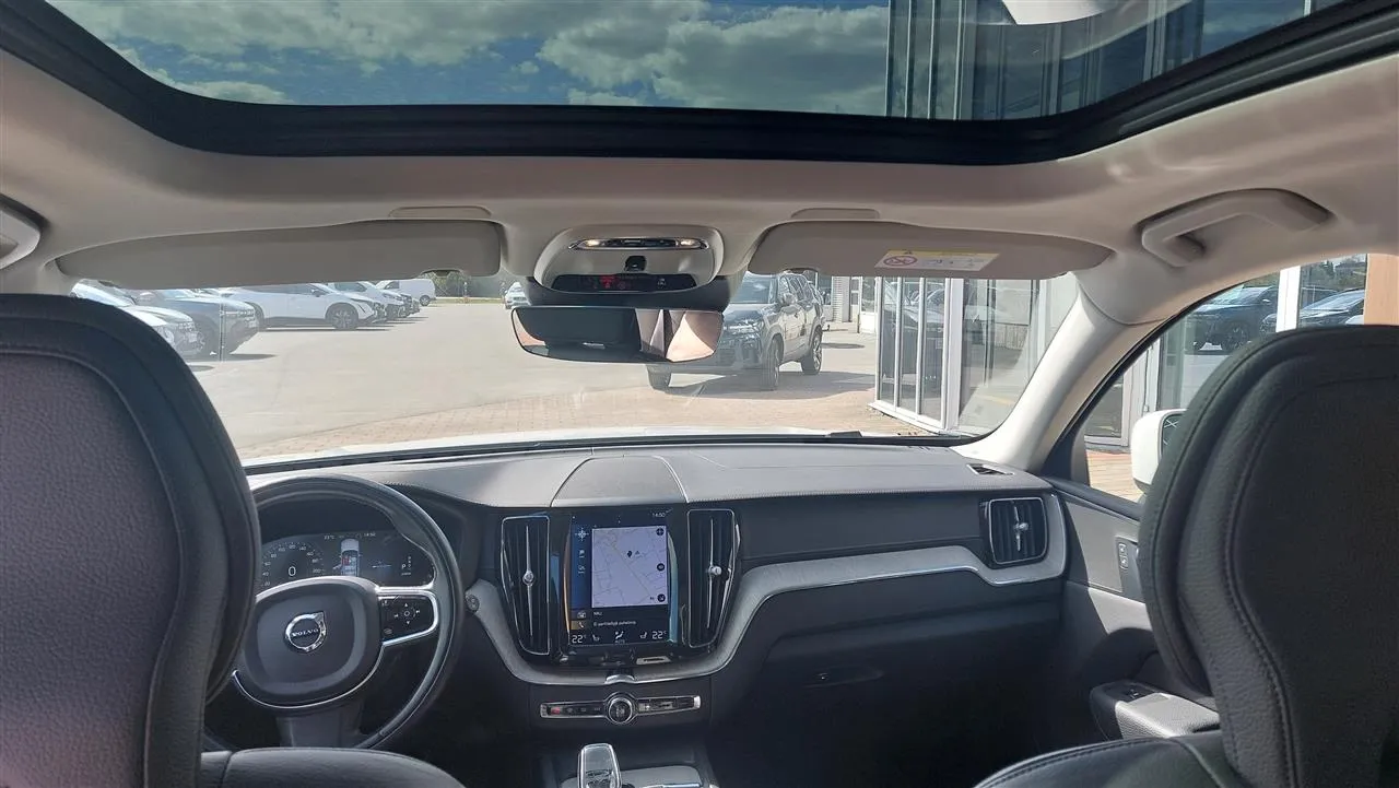 VOLVO XC60 OZL-915 carousel image