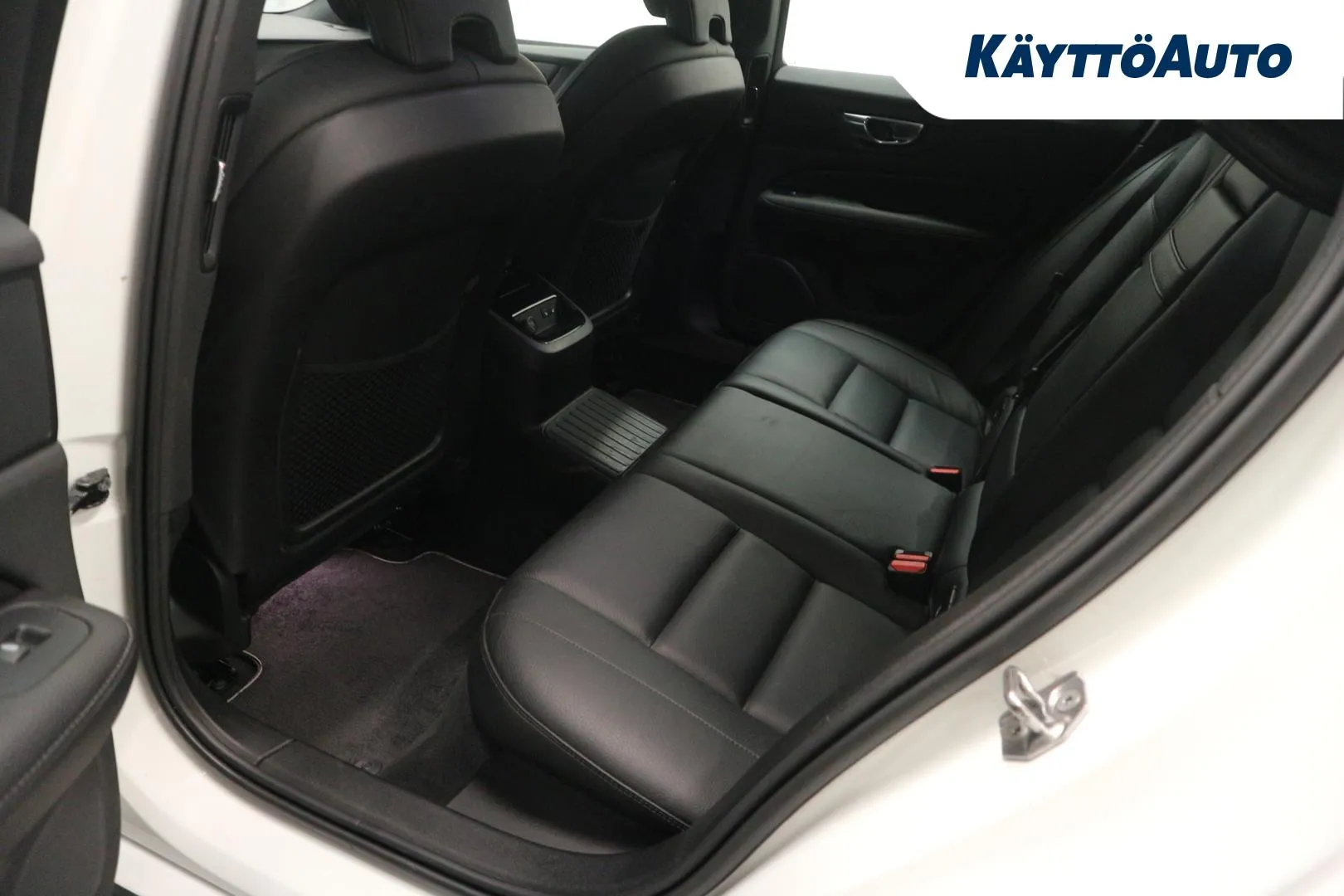VOLVO V60 JME-623 carousel image