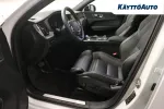 VOLVO XC60 LRN-384 carousel thumbs