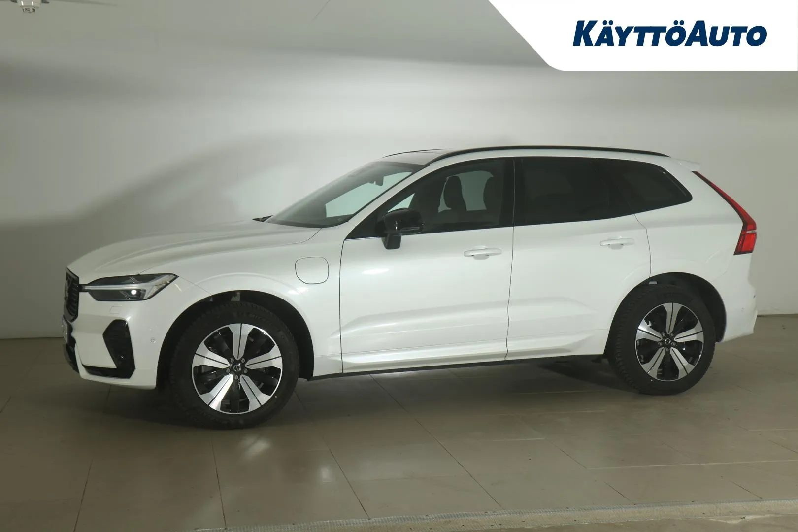 VOLVO XC60 LRN-384 carousel image