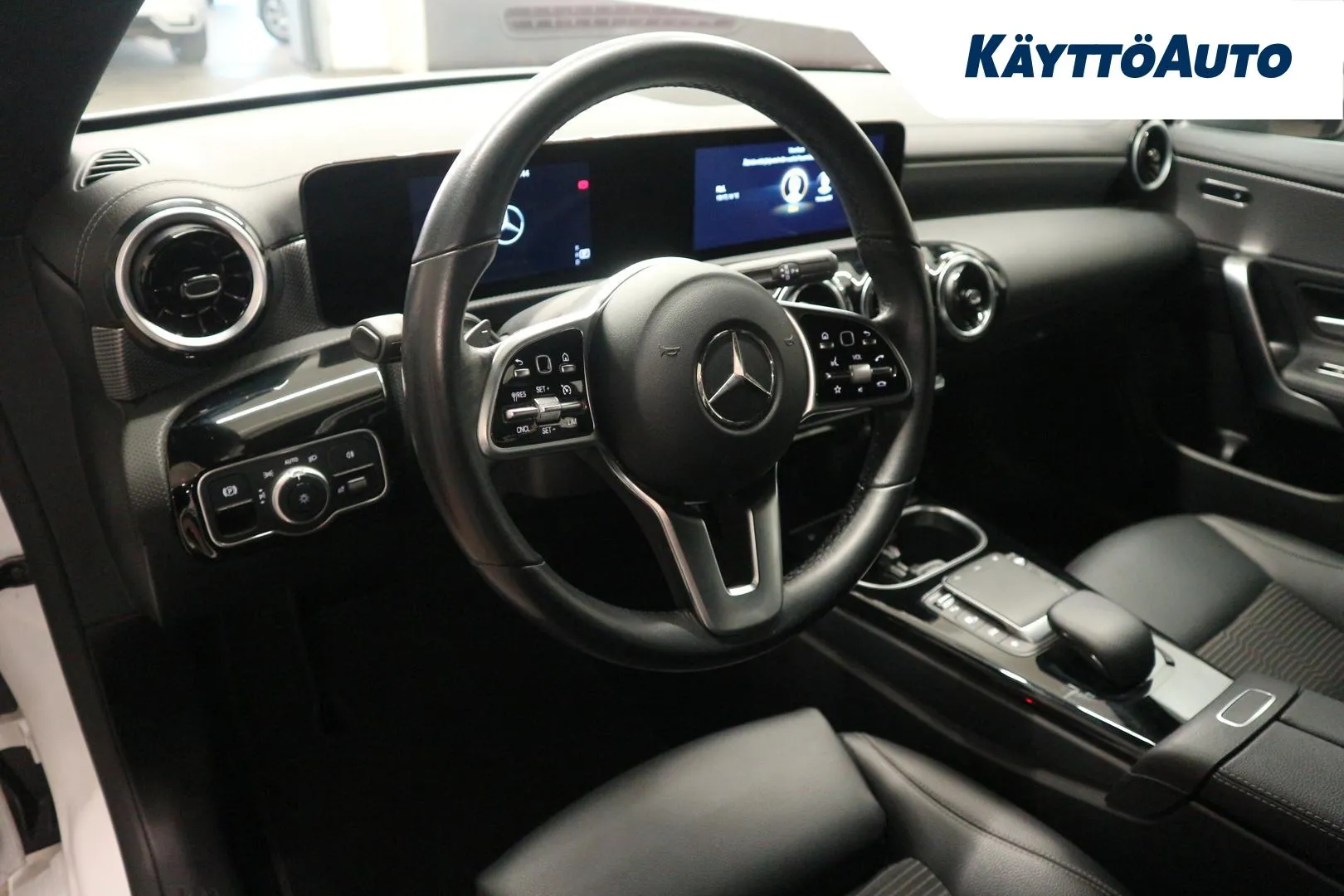 MERCEDES-BENZ CLA ZOB-355 carousel image