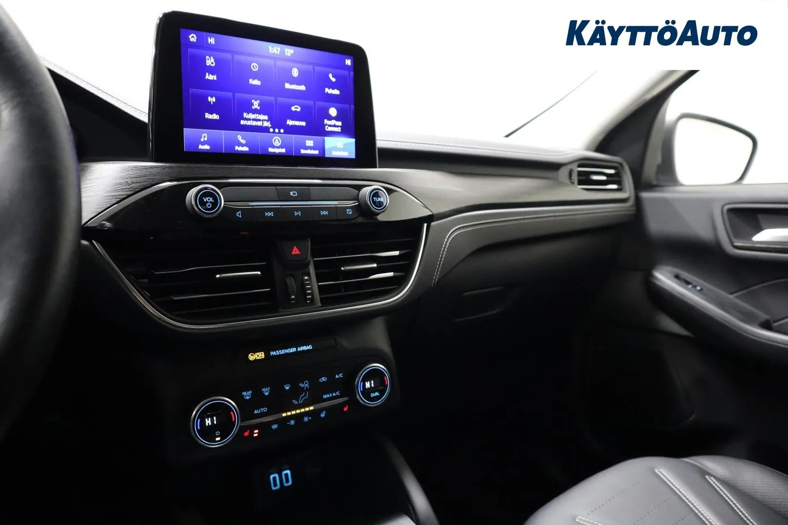 FORD Kuga MZF-730 carousel image