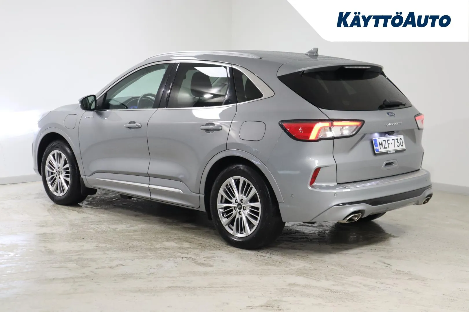 Ford Kuga MZF-730 carousel image
