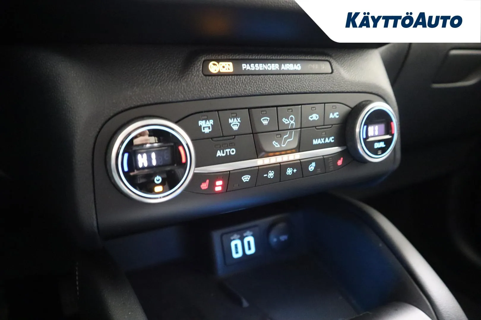 FORD Kuga MZF-730 carousel image