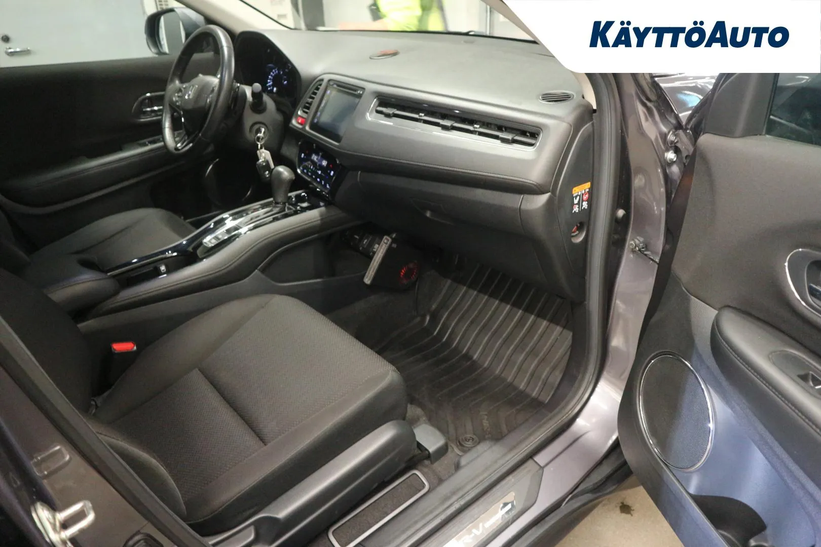 HONDA HR-V NKR-799 carousel image