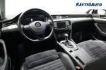 VOLKSWAGEN Passat LNV-521 carousel thumbs