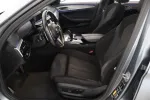 BMW 530 YXA-181 carousel thumbs
