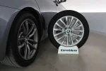 BMW 530 YXA-181 carousel thumbs