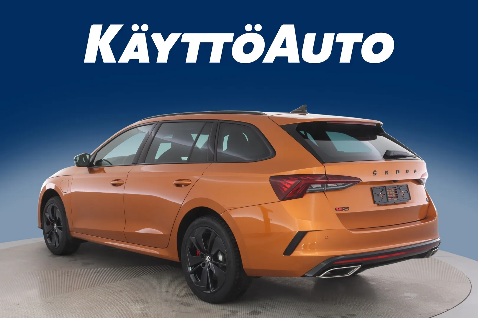 Skoda Octavia IRT-878 carousel image