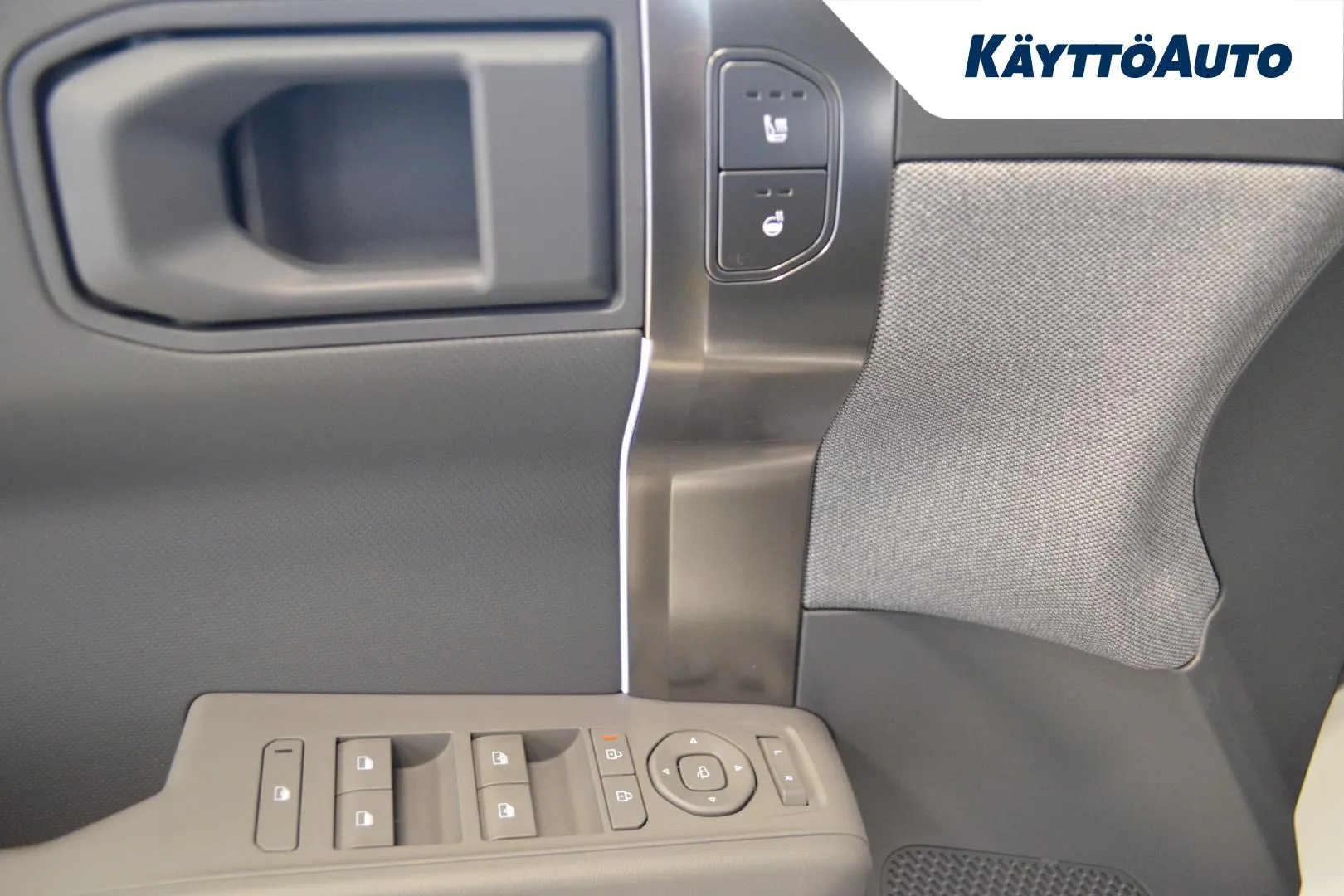 Kia EV3 ZPO-101 carousel image
