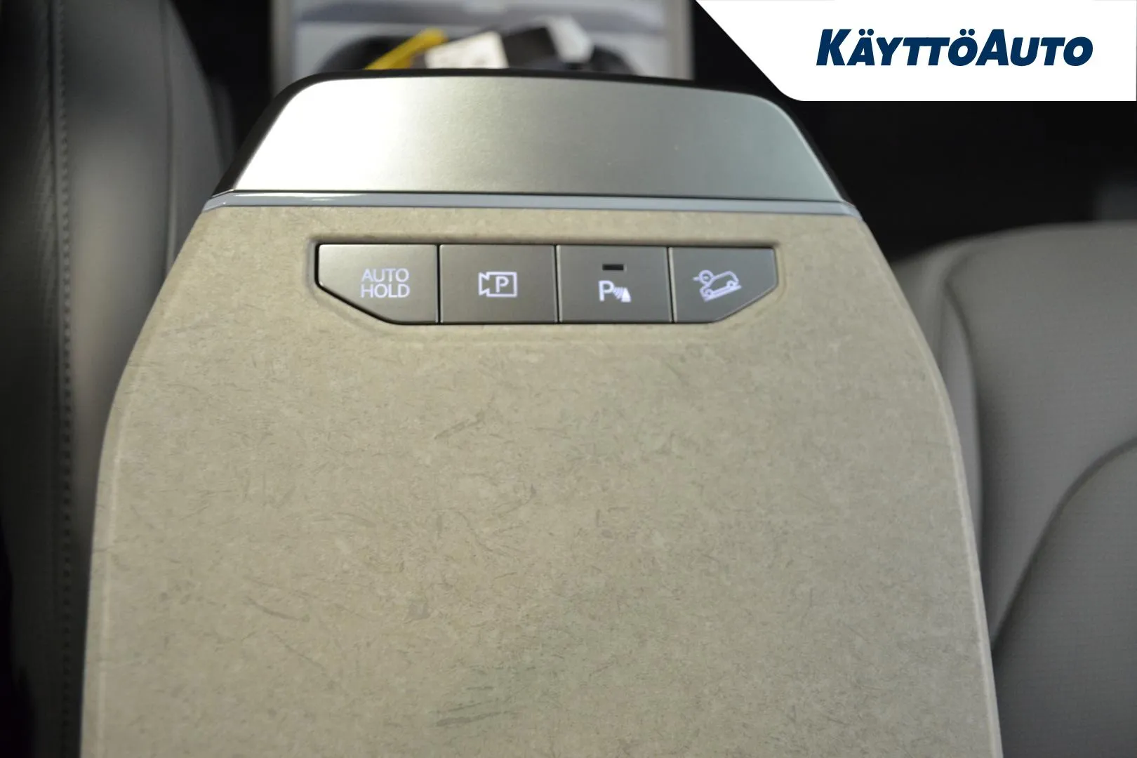 Kia EV3 ZPO-101 carousel image