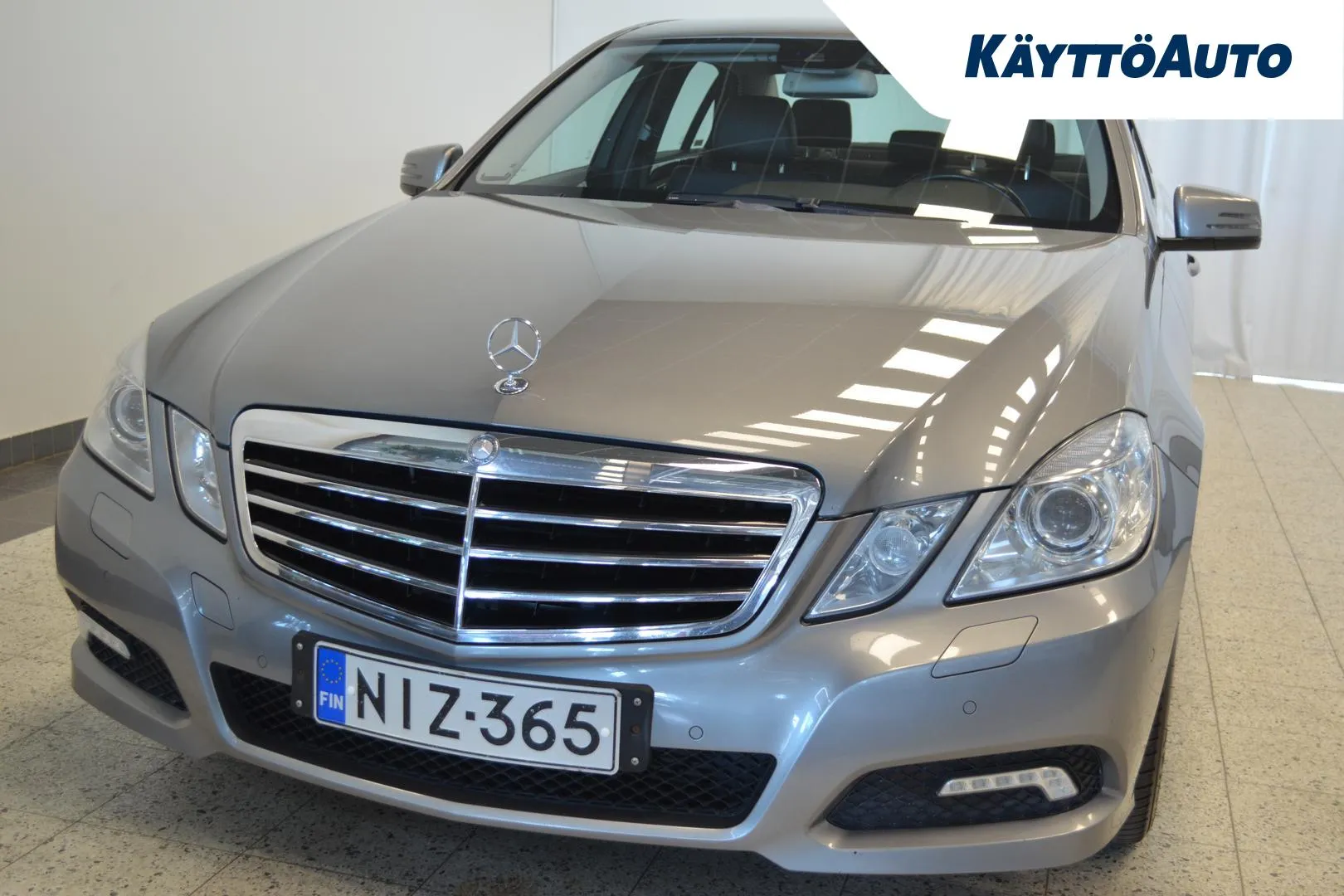 MERCEDES-BENZ E NIZ-365 carousel image