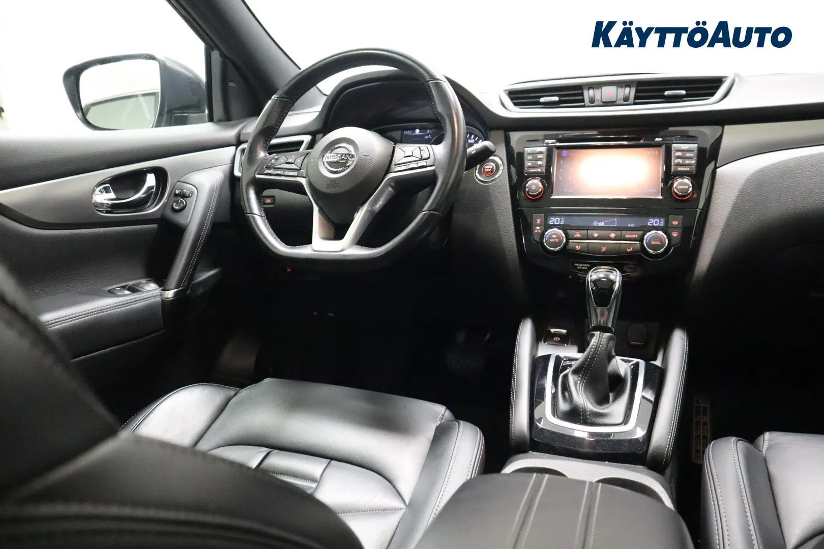 NISSAN Qashqai BVA-997 carousel image