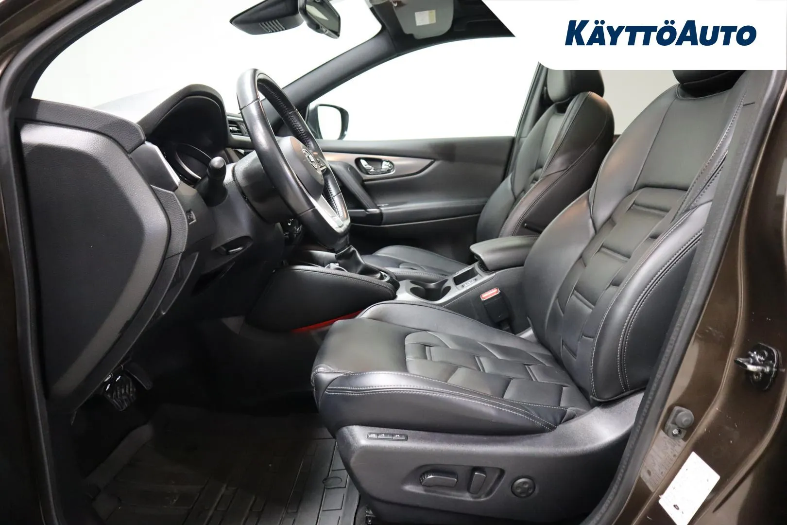 NISSAN Qashqai BVA-997 carousel image