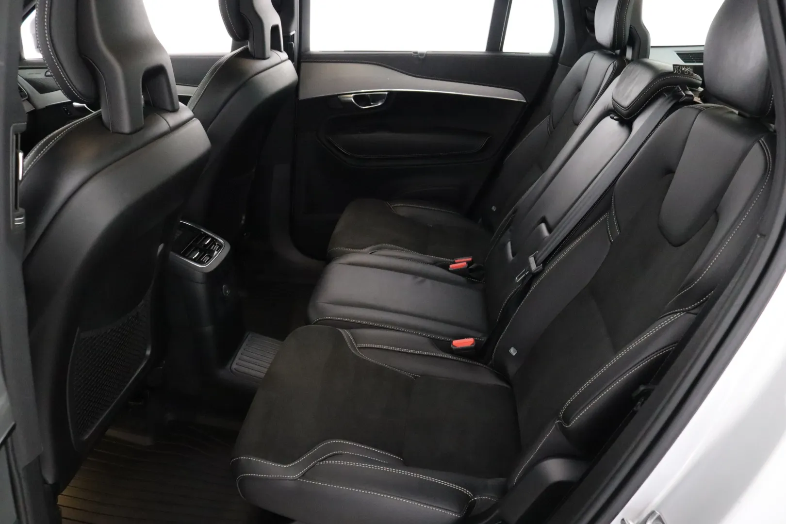 Volvo XC90 GOC-912 carousel image
