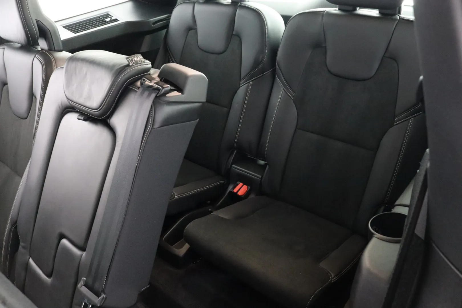 Volvo XC90 GOC-912 carousel image