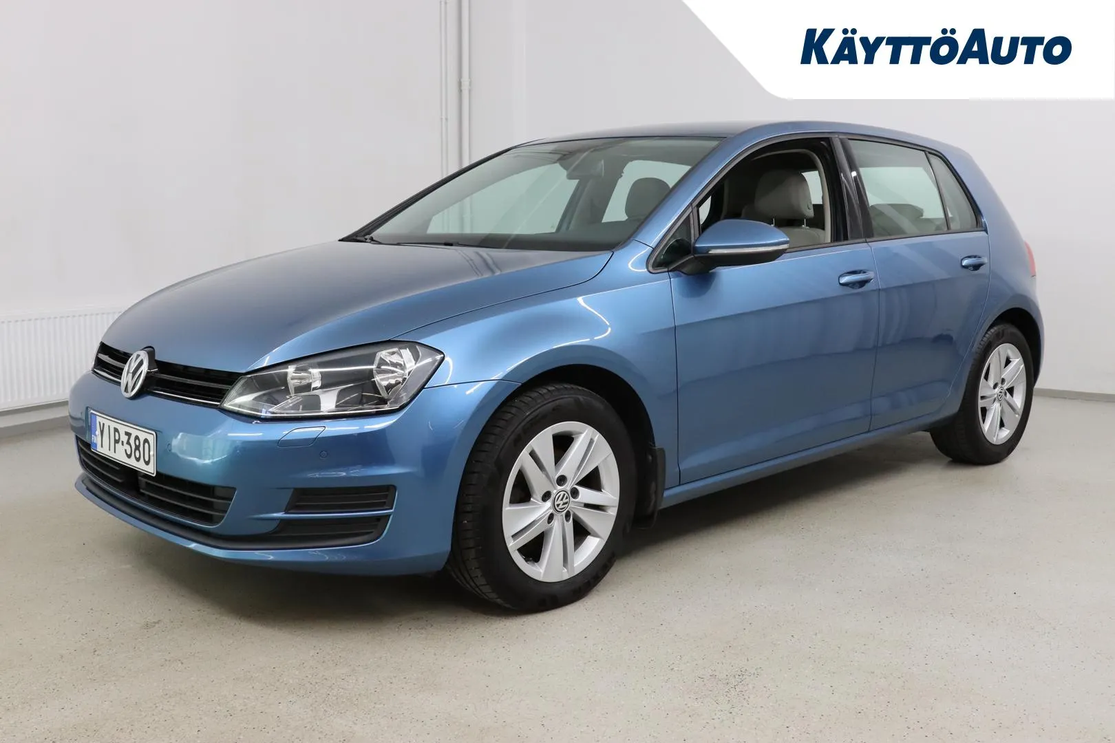 VOLKSWAGEN Golf YIP-380 carousel image