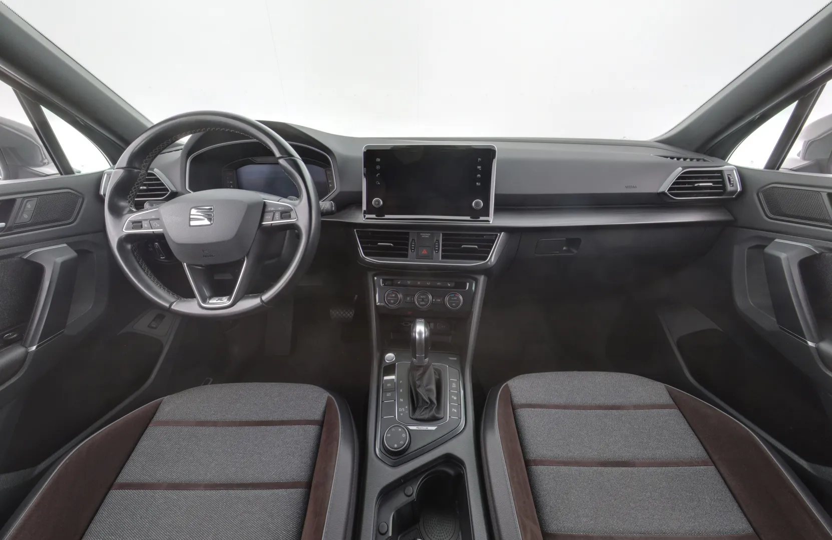 Seat Tarraco YLE-741 carousel image