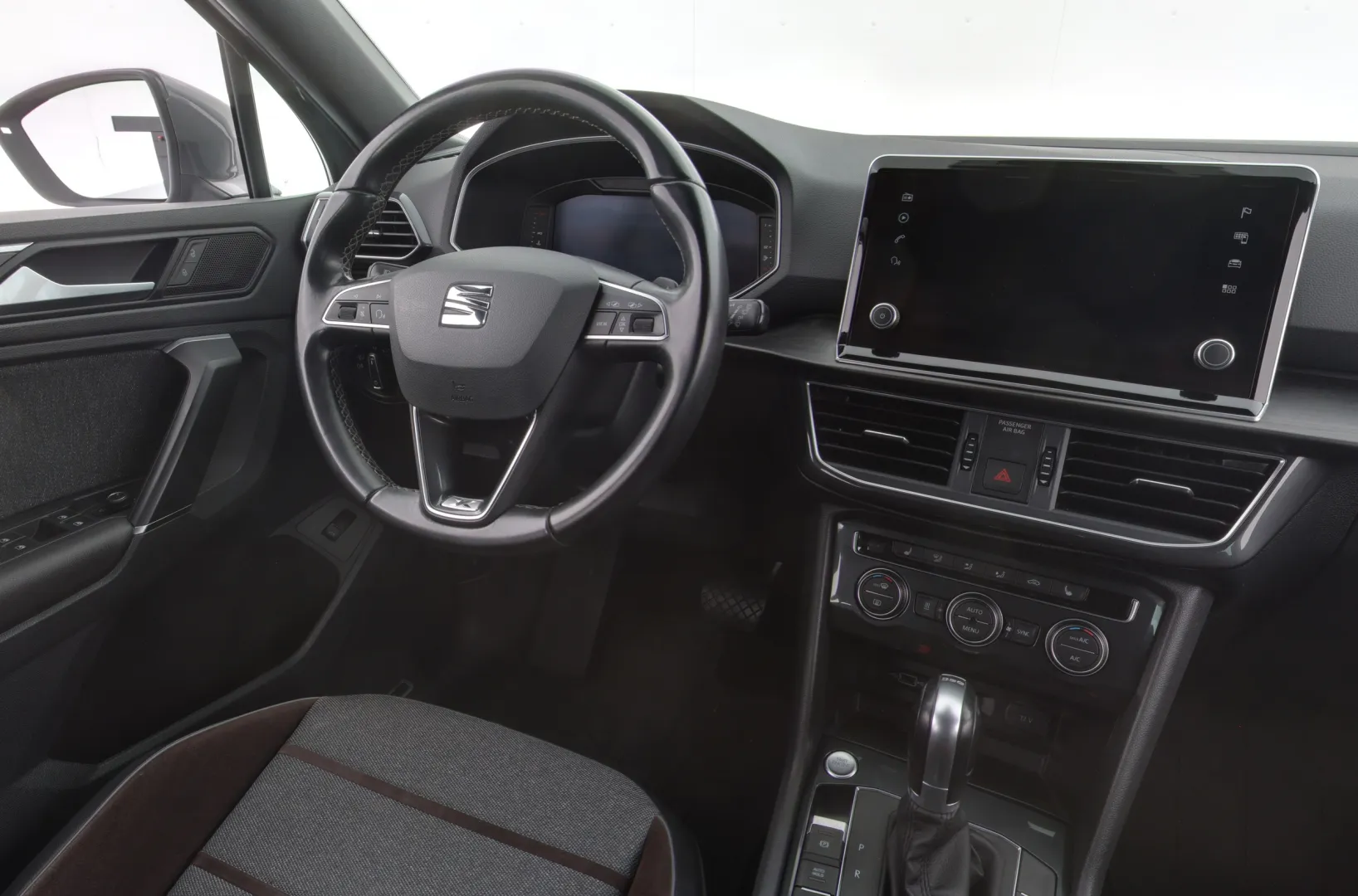 Seat Tarraco YLE-741 carousel image