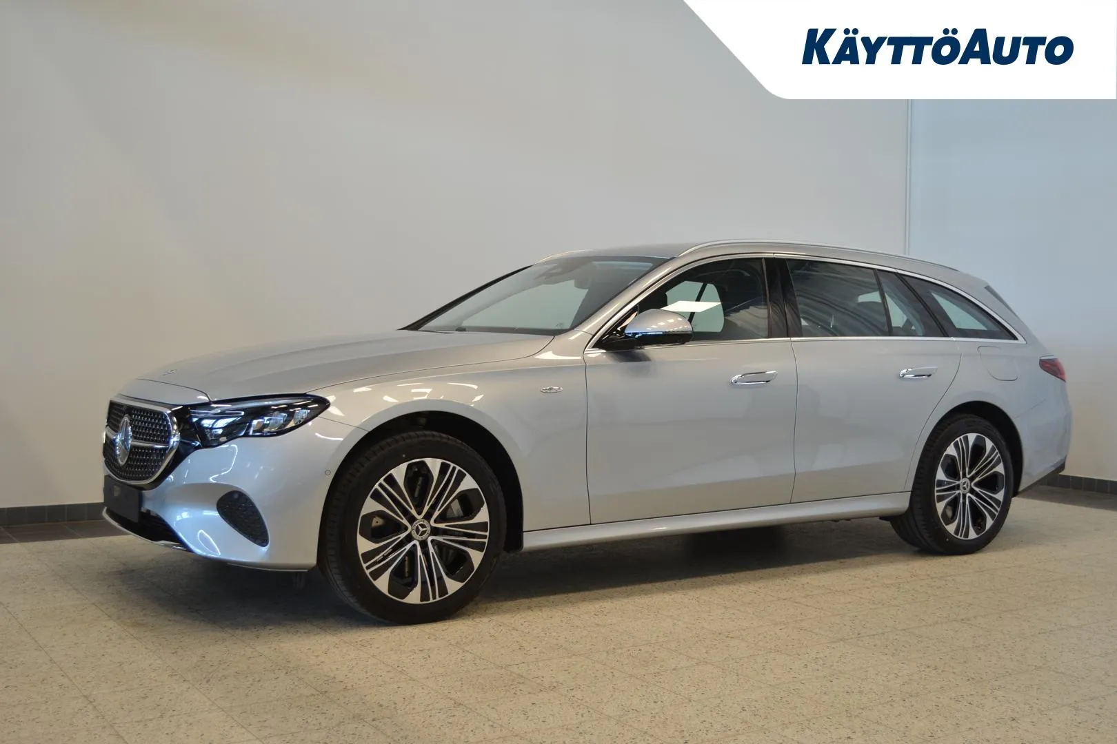 MERCEDES-BENZ E SZH-206 carousel image
