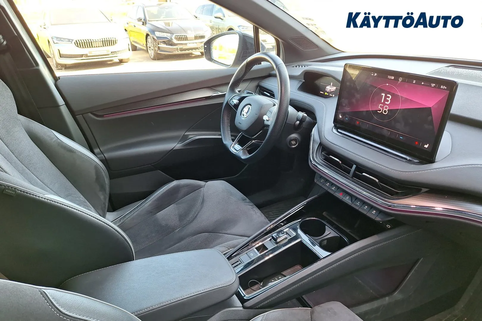 SKODA Enyaq GPA-906 carousel image